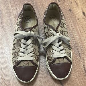 Michael Kors logo sneakers, size 8.5